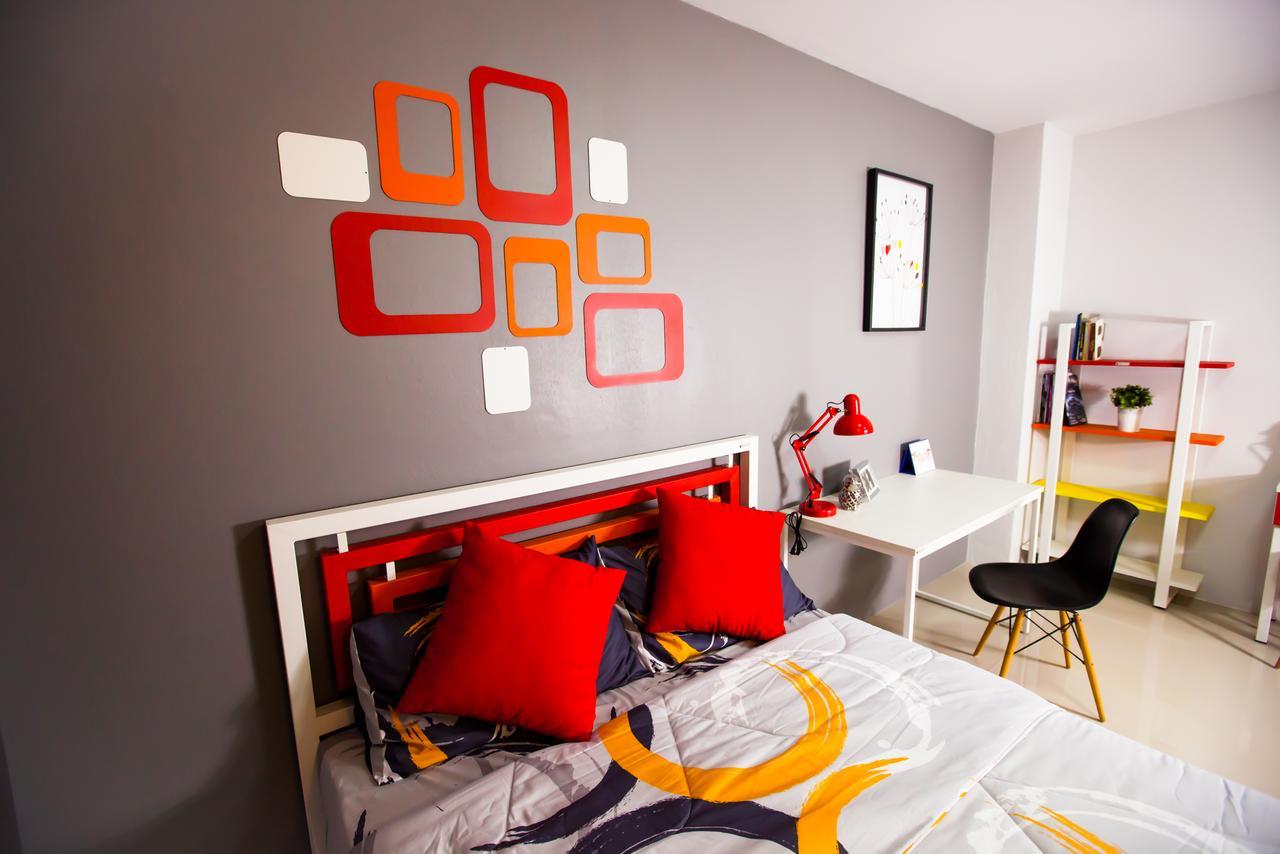 Room 9 Residence (Adults Only) Pluak Daeng Exteriör bild