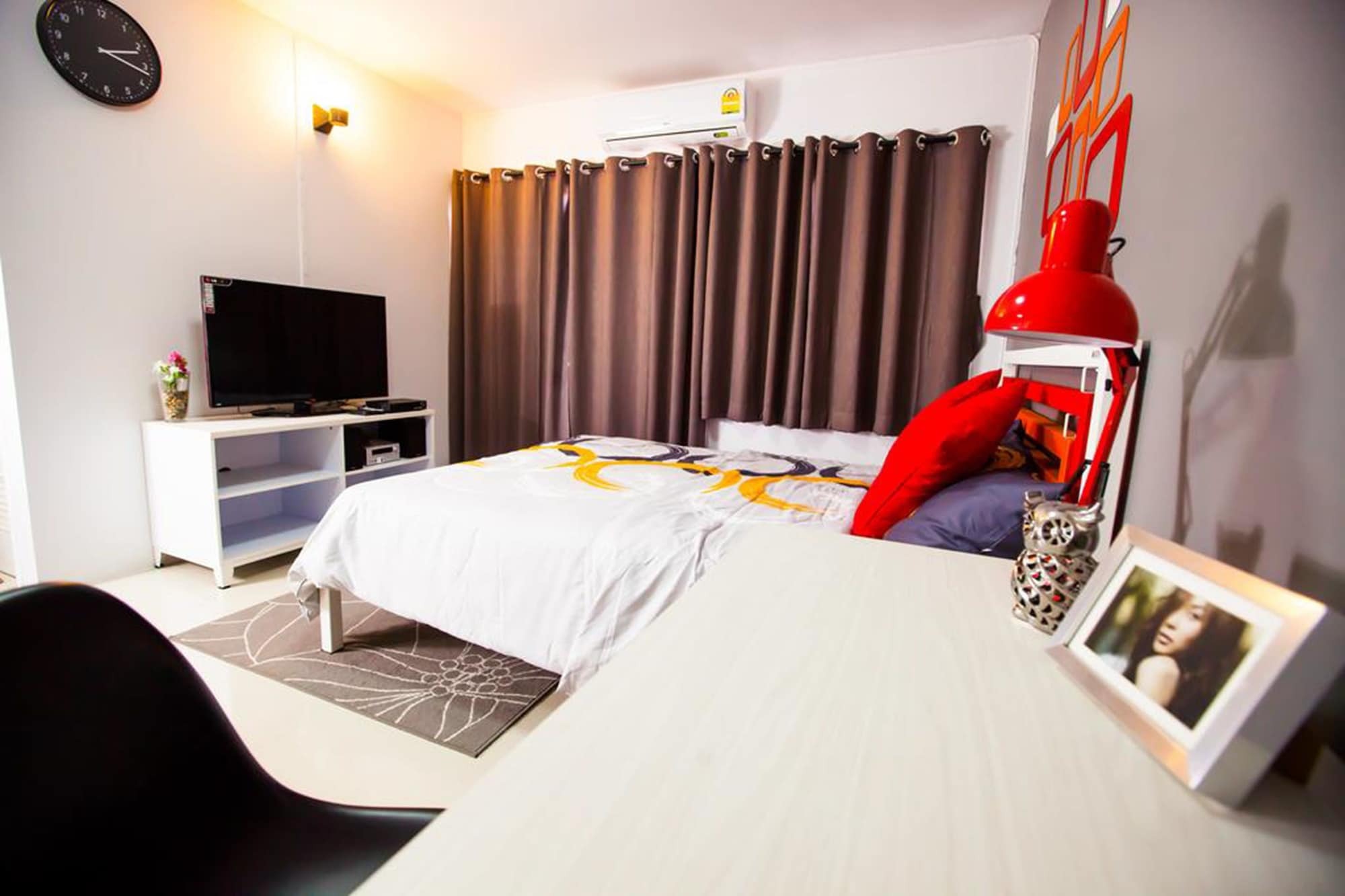 Room 9 Residence (Adults Only) Pluak Daeng Exteriör bild